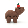 Kapibara sweterkowa z jabłkiem na głowie - Capybara