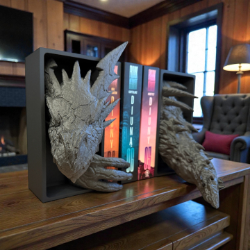 Lightning Dragon Head with eye and Tail - Book Nook